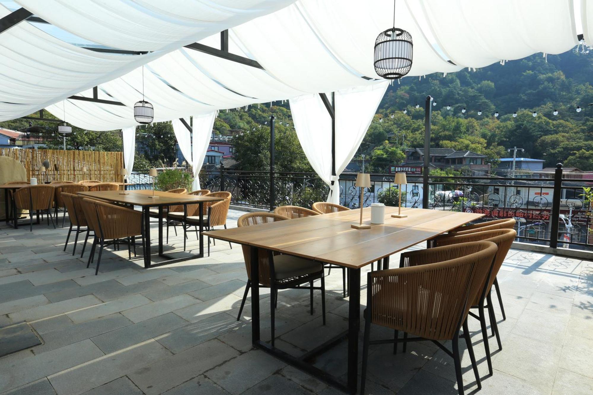 هوايرو Beijing Mutianyugreat Wall Let'Sgo Hotel&Bar المظهر الخارجي الصورة