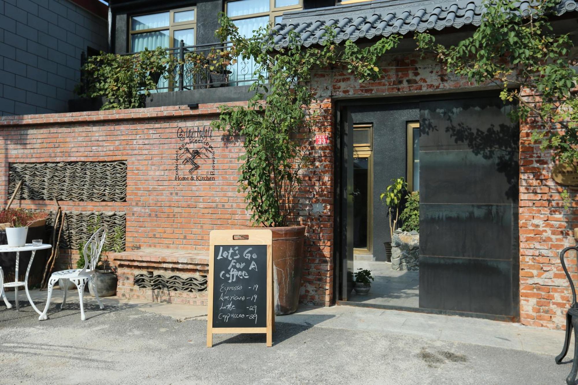هوايرو Beijing Mutianyugreat Wall Let'Sgo Hotel&Bar المظهر الخارجي الصورة